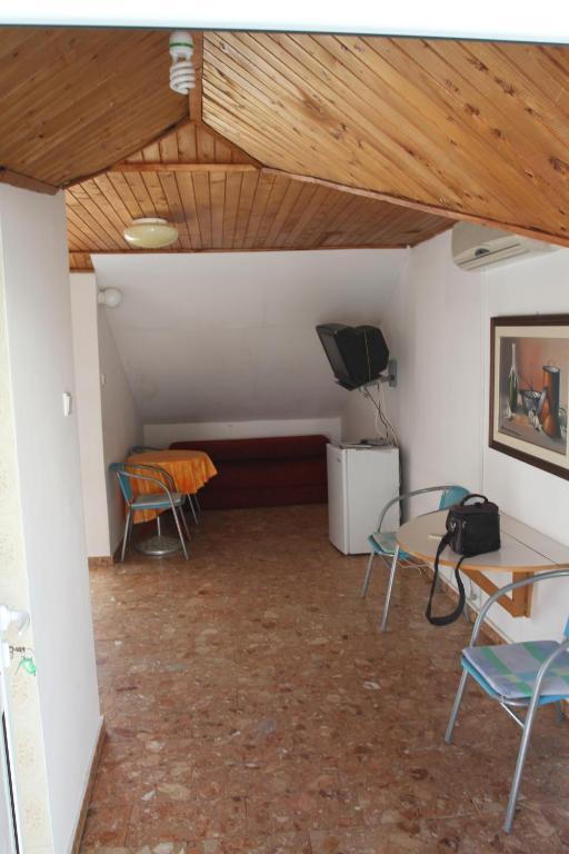 Apartments Popovic Petrovac الغرفة الصورة